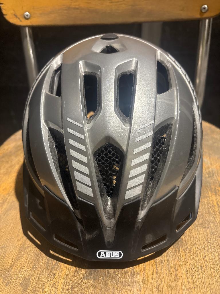 Fietshelm abus, Ophalen, M, Nieuw, Abus