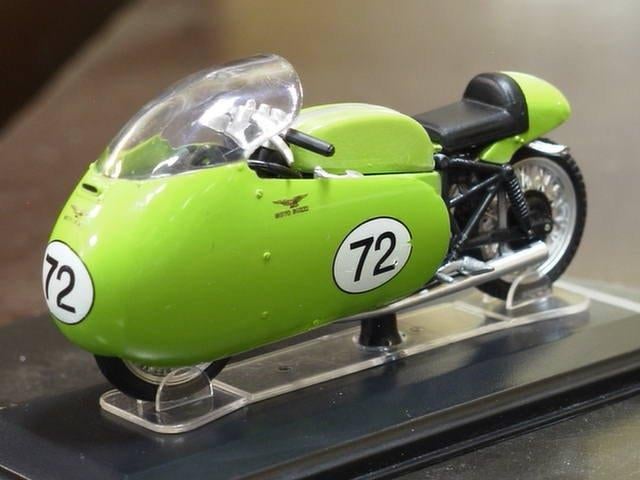 Moto Guzzi 350 Bialbero 1:24, Enlèvement ou Envoi, Neuf, Moteur, Autres marques