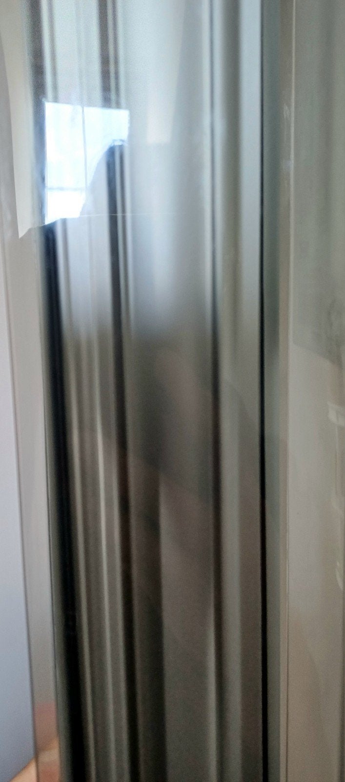 Nieuwe grijze rolgordijn IKEA Tretur, Huis en Inrichting, Stoffering | Gordijnen en Lamellen, Ophalen, Nieuw, 50 tot 100 cm, Grijs