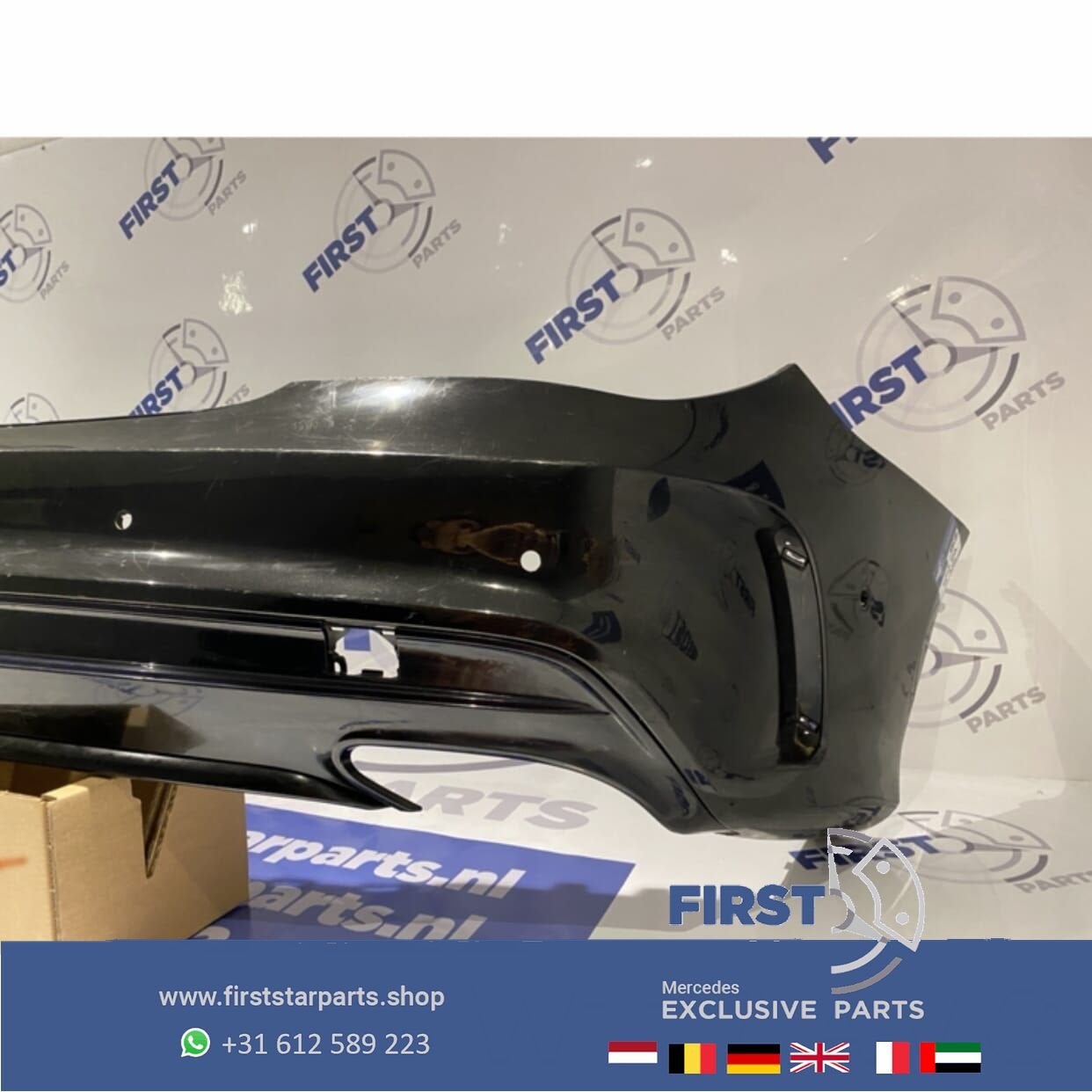 W117 CLA FACELIFT AMG ACHTERBUMPER + DIFFUSER ZWART originee, Arrière, -, -, -