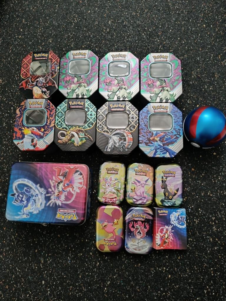 Pokémon lege tins en poster 151, Ophalen of Verzenden