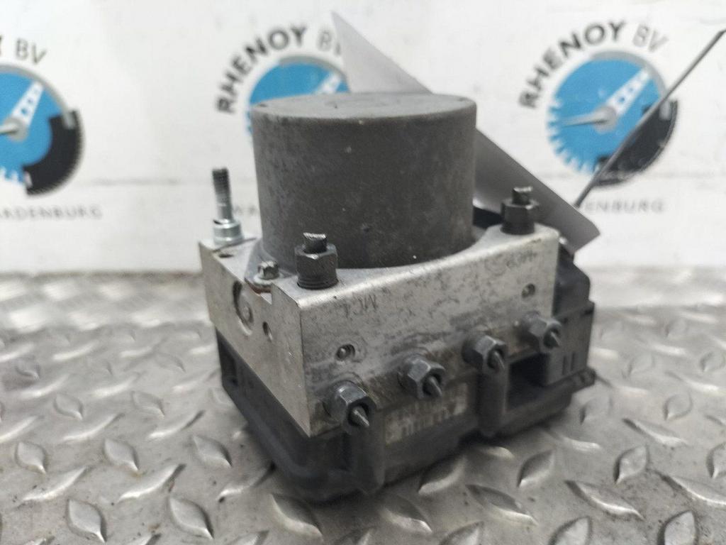 TOYOTA AYGO KGB10L 1.0-12V ABS POMP  2008, Auto-onderdelen, Ophalen of Verzenden, Gebruikt, ARN erkend