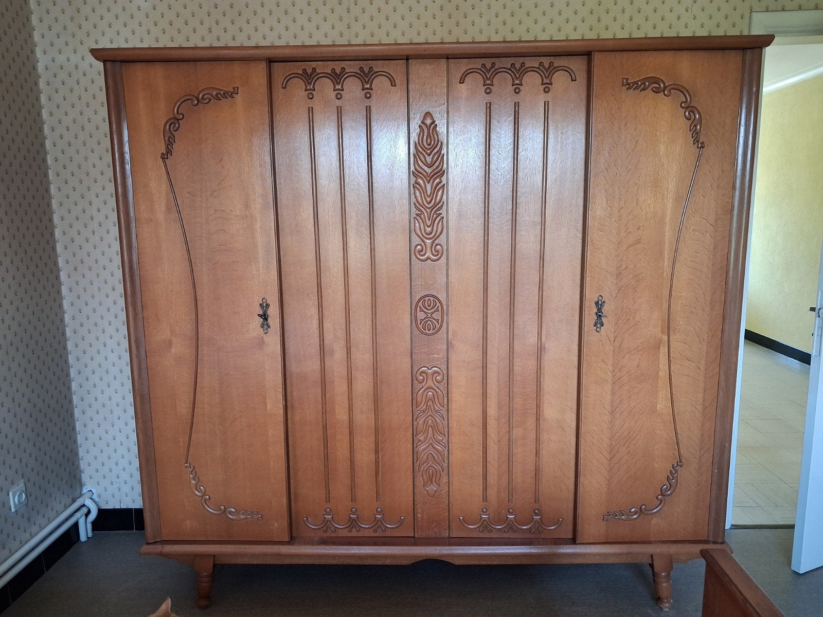 Vintage slaapkamer (bed + kast), Ophalen
