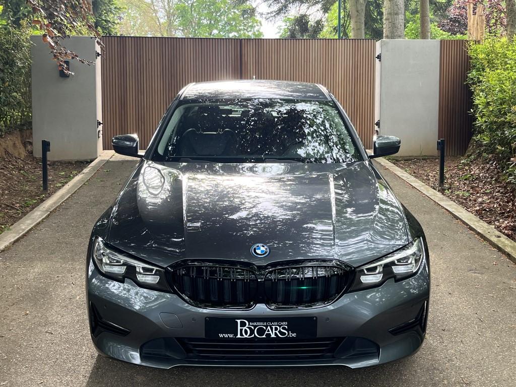 BMW 330 Led-Cockpit Pro-Navigatie-Leer-Carplay-Cam-19", Auto's, BMW, Automaat, Achterwielaandrijving, 4 cilinders, Leder