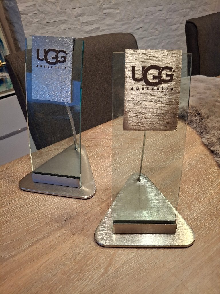 UGG AUSTRALIA BOOTS WINKELDISPLAYBORD X 2 - WINKELRECLAME, Ophalen