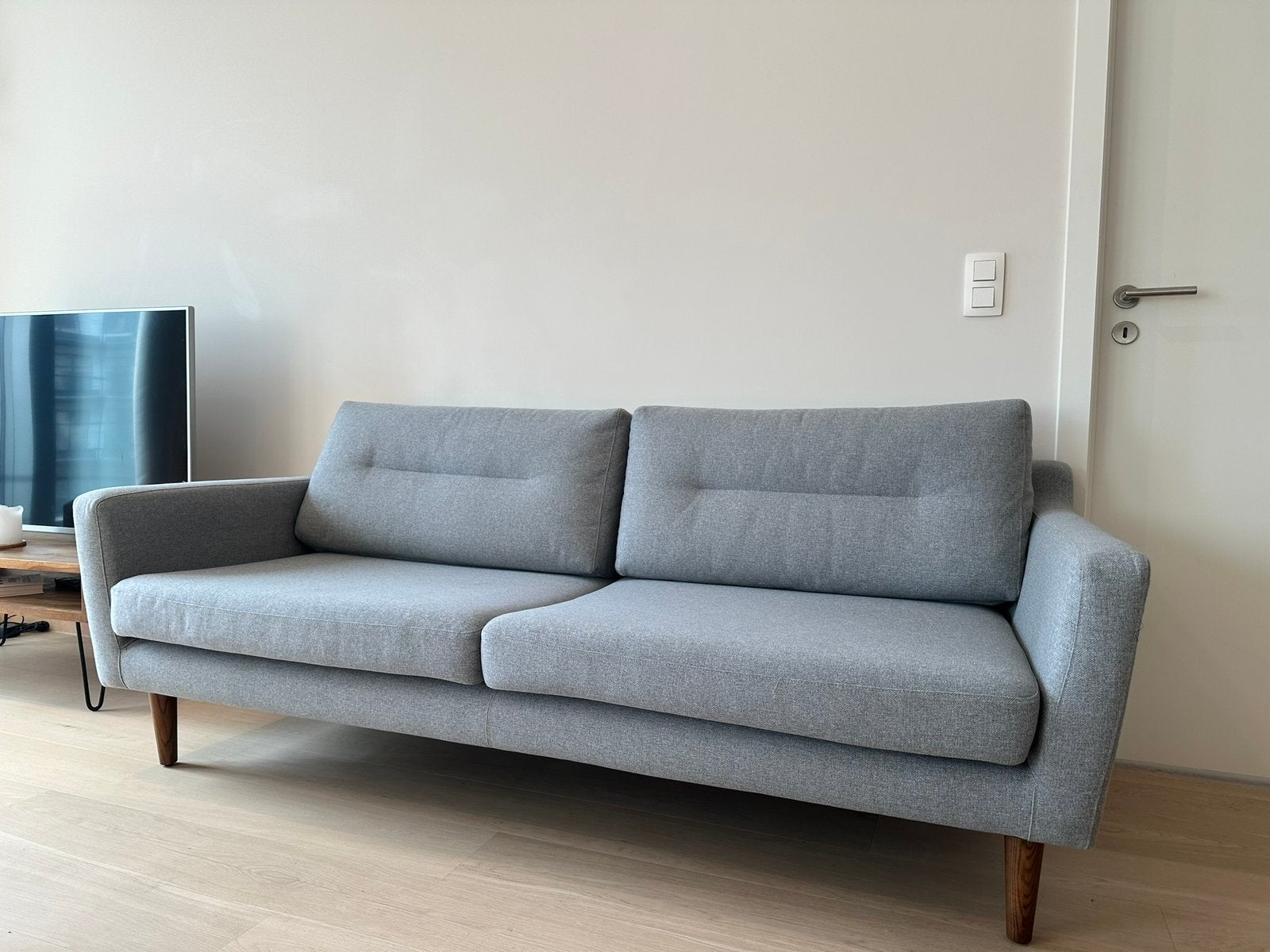 Canapé confortable pour 2 à 3 personnes, en état quasi neuf, Maison & Meubles, 200 à 250 cm, Banc droit, Comme neuf, Enlèvement