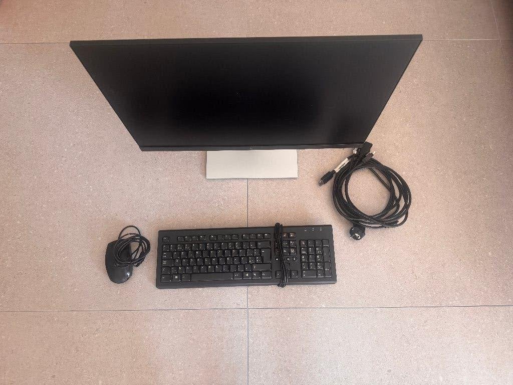 HP 24 inch scherm + toetsenbord en muis, Computers en Software, Ophalen of Verzenden, Zo goed als nieuw, HDMI, IPS