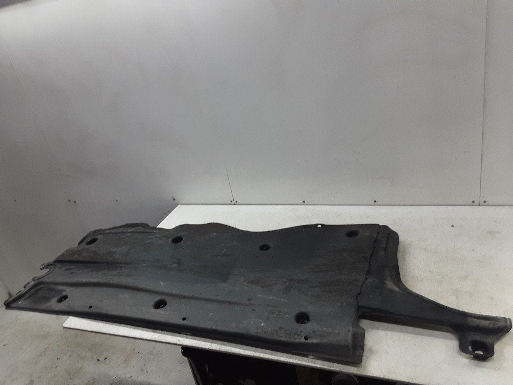 PLAQUE ARRIÈRE AVANT DROIT Audi RS 3 Sportback (8YA), Mevr. I. Hauben, Audi, Utilisé, Rue de l'Espoir 34 34
4030  GRIVEGNÉE, BE