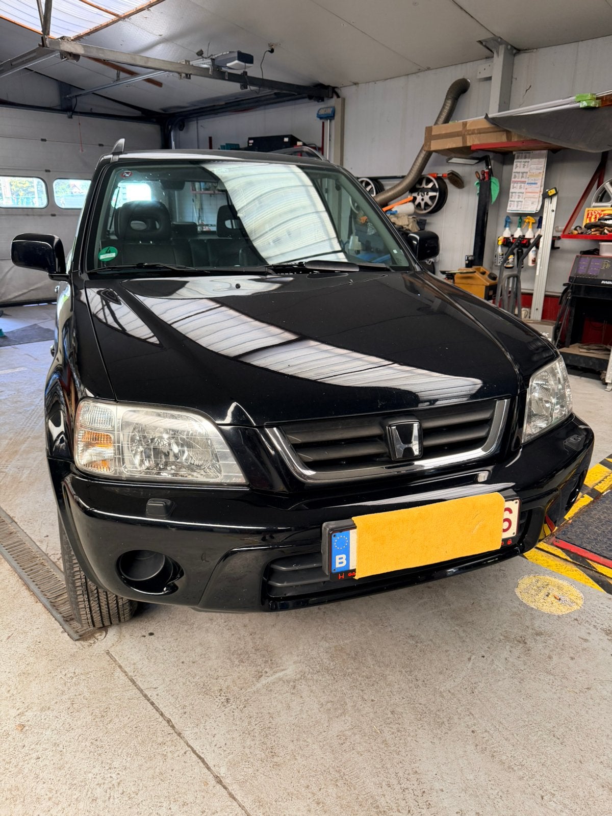 Honda CR-V AUTOMAAT 2.0/GEEN ROEST/VERZAMELOBJECT/LIEFHEBBER, 1998 cc, Zwart, 4 cilinders, Leder