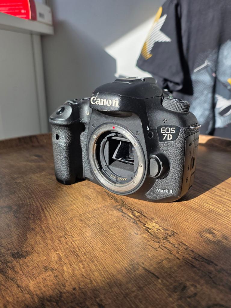 Canon 7D mark II, Audio, Tv en Foto, Fotocamera's Digitaal, 20 Megapixel, Spiegelreflex, Canon, Ophalen of Verzenden