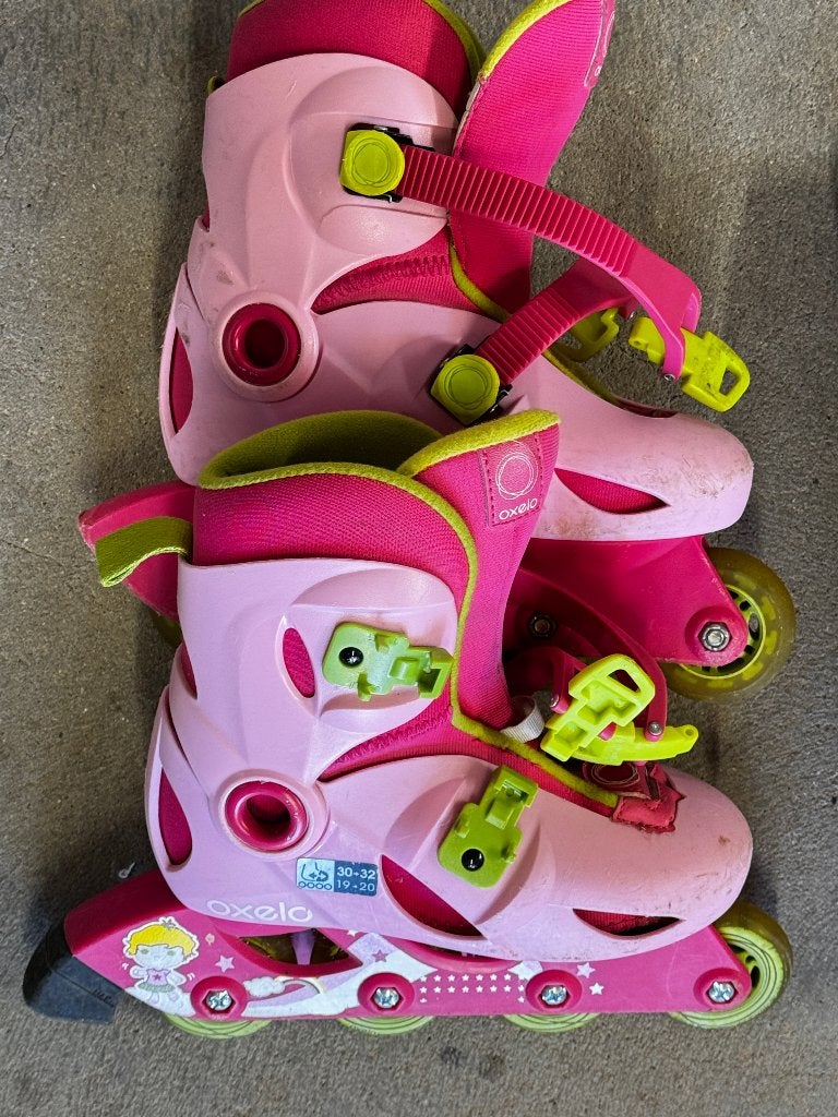 INLINE ROLLERS INLINESKATES 30-32 Decathlon OXELO enfants, Sports & Fitness, Autres marques, Rollers 4 roues en ligne, Enlèvement ou Envoi