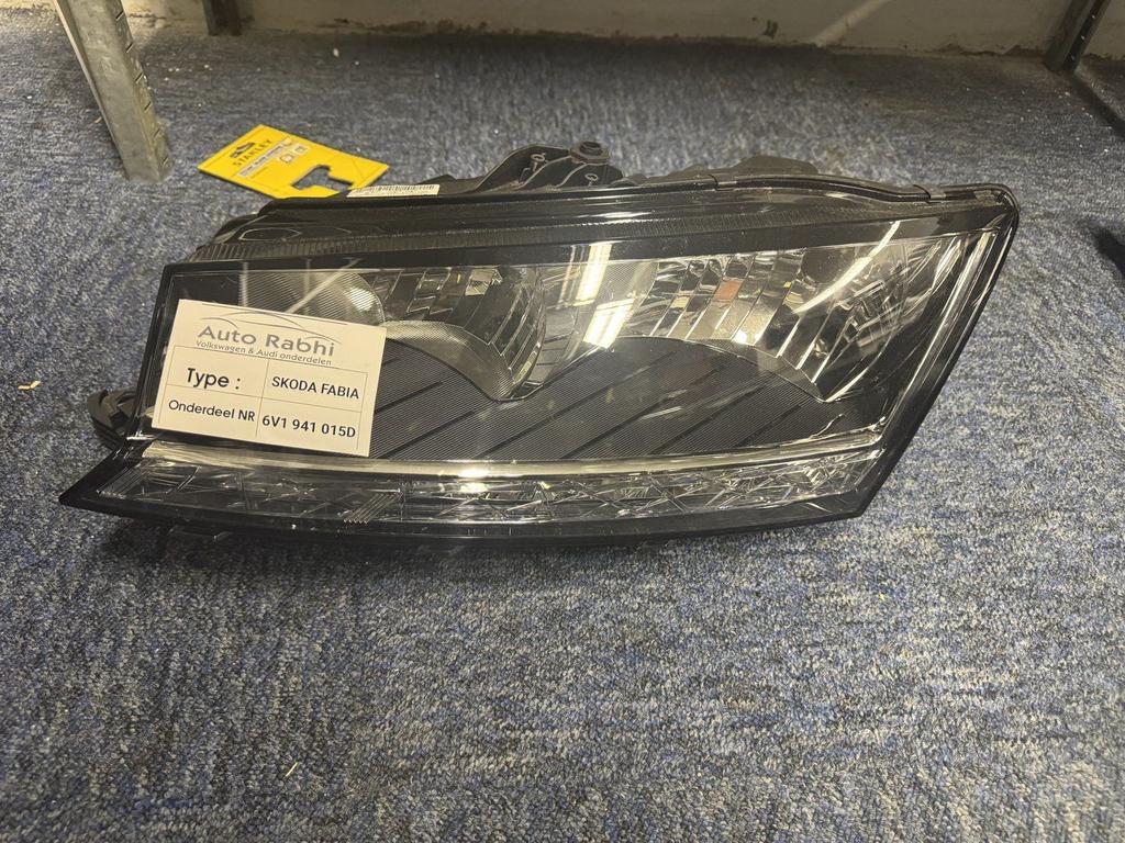 SKODA FABIA 6V 6V1 KOPLAMP  LINKS 6V1941015D, Gebruikt, -, -, Ophalen of Verzenden