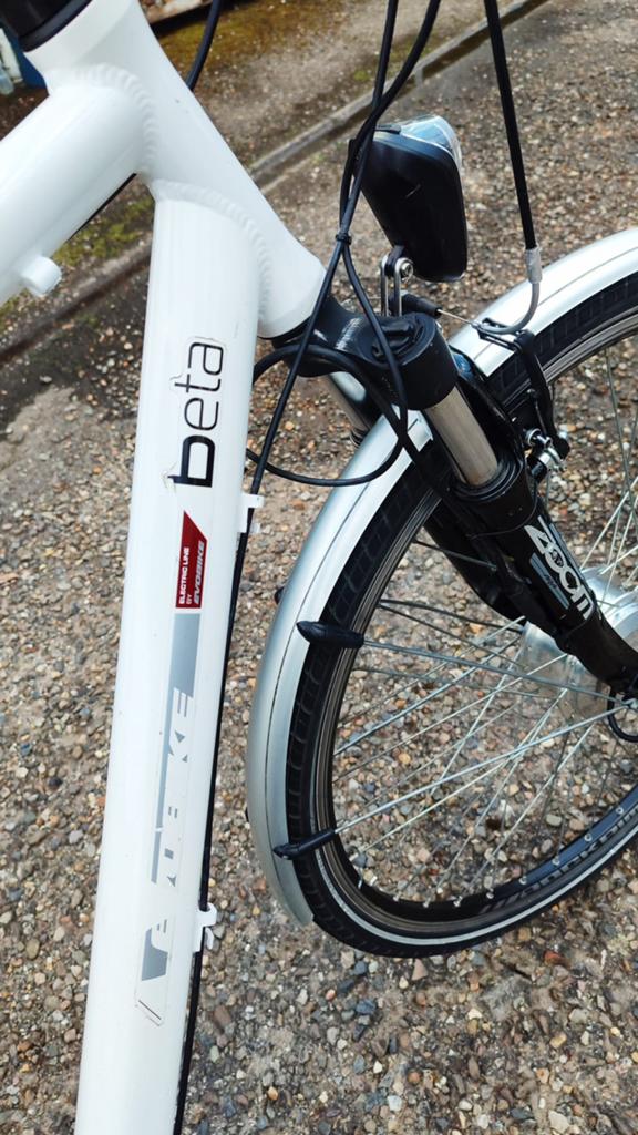 Elektrishe fiets beta, Fietsen en Brommers, Ophalen of Verzenden, Zo goed als nieuw
