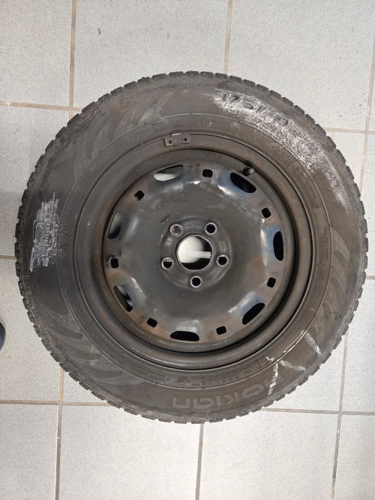 Set winterbanden + velgen Skoda Fabia, Auto-onderdelen, Ophalen, Gebruikt, Velg(en), Winterbanden