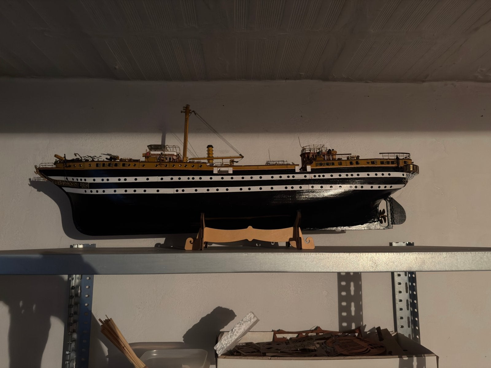Italiaanse opleidingszeiler Amerigo Vespucci,, Hobby & Loisirs créatifs, Modélisme | Bateaux & Navires, Enlèvement, Comme neuf