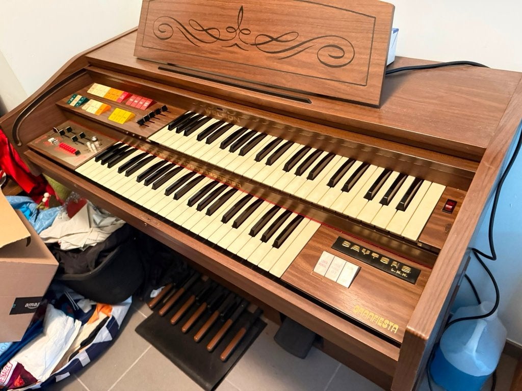 GRATIS ORGEL, Muziek en Instrumenten, Ophalen, Zo goed als nieuw, 2 klavieren, Orgel