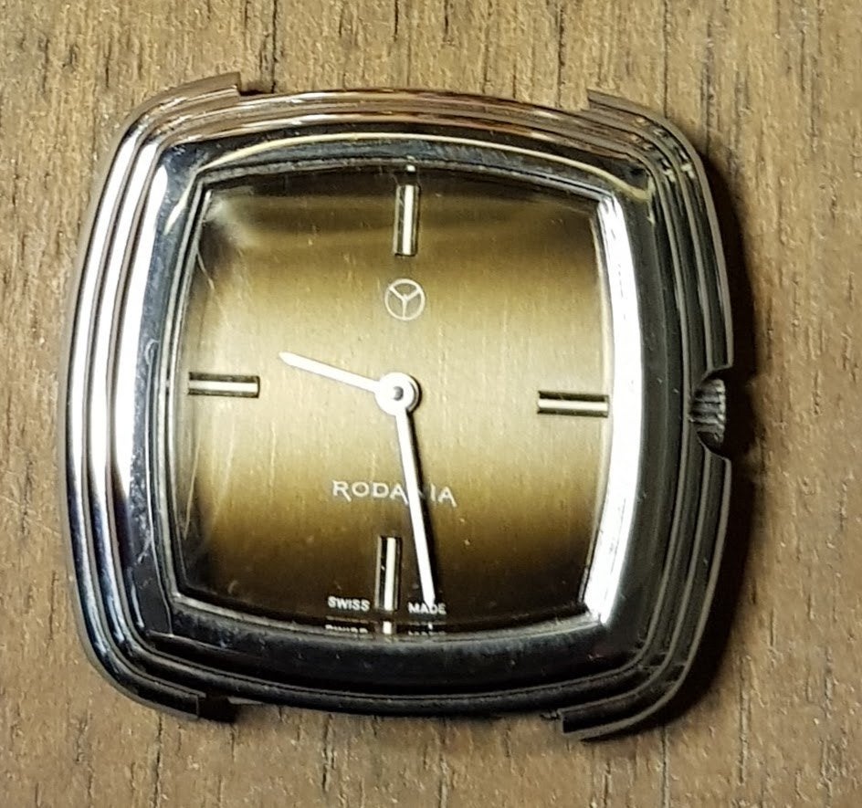 Montre-bracelet vintage RODANIA pour homme., Bijoux, Sacs & Beauté, Montres | Hommes, Montre-bracelet, Autres marques, Enlèvement ou Envoi