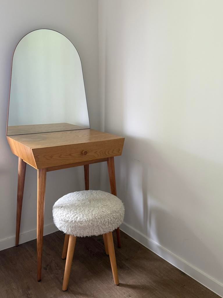 Kaptafel / make-up tafel met stoel, Huis en Inrichting, Ophalen, Gebruikt, 100 tot 150 cm, 50 tot 100 cm