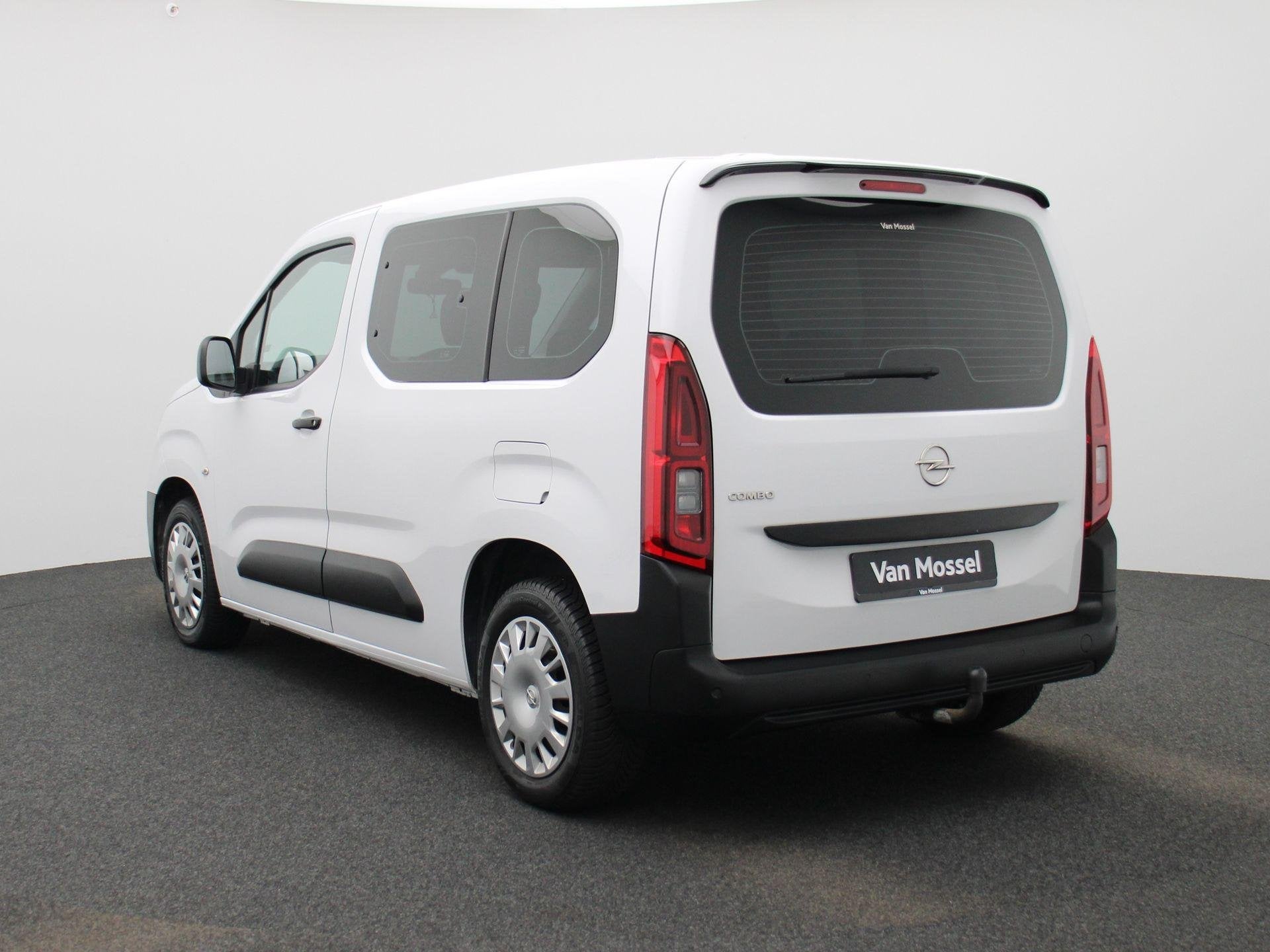 Opel Combo MPV 1.5 Turbo D 100 MT6, Auto's, Opel, Voorwielaandrijving, Gebruikt, Overige modellen, 4 cilinders