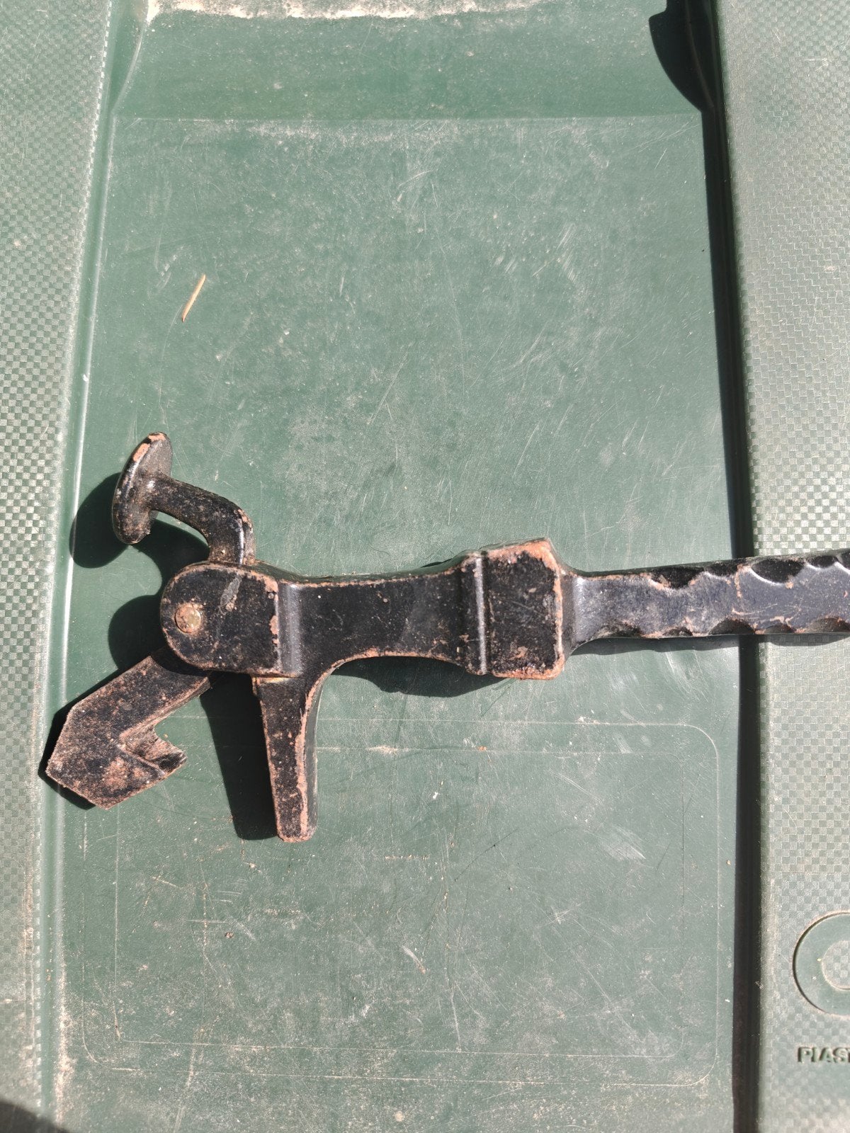 Antieke deurstopper, Ophalen