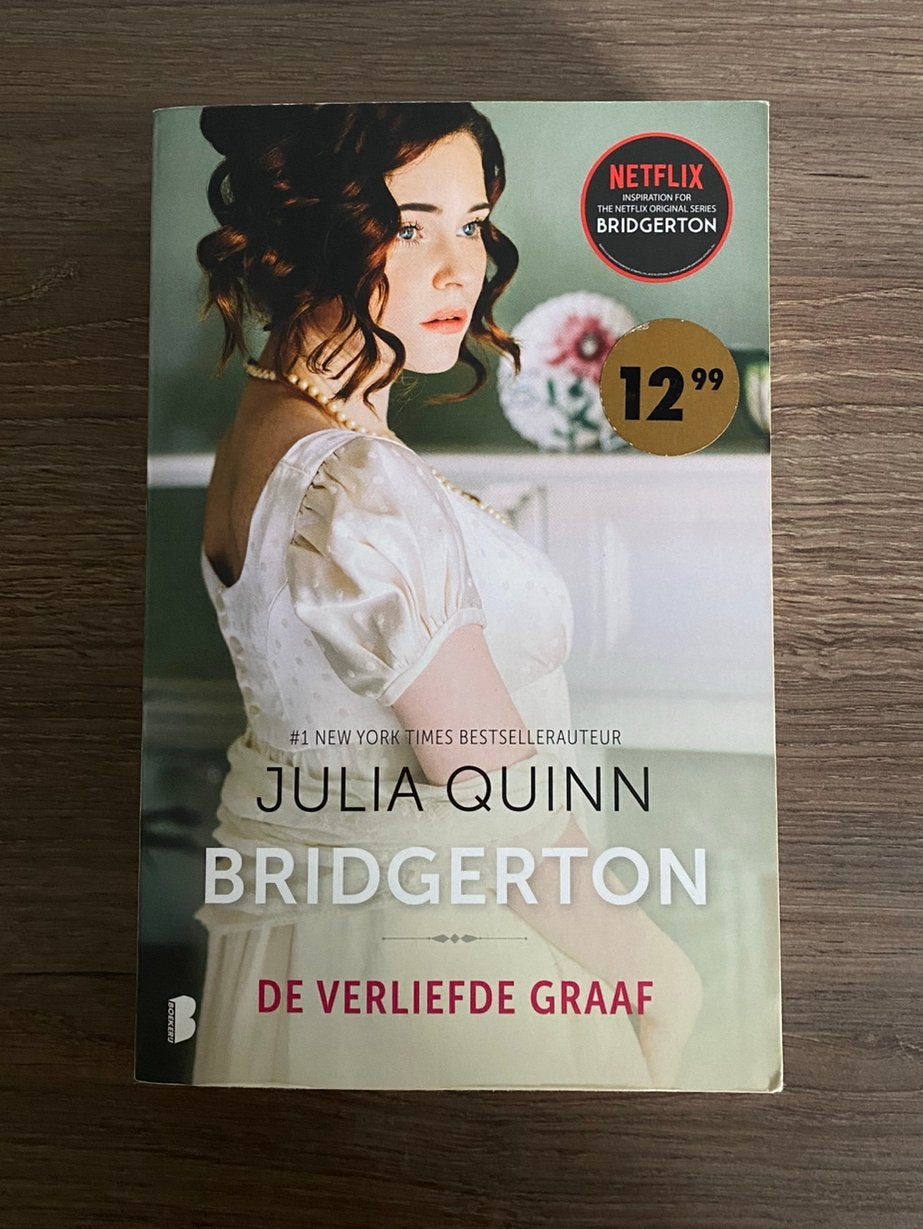 De Verliefde Graaf - Julia Quinn, Ophalen of Verzenden, Gelezen