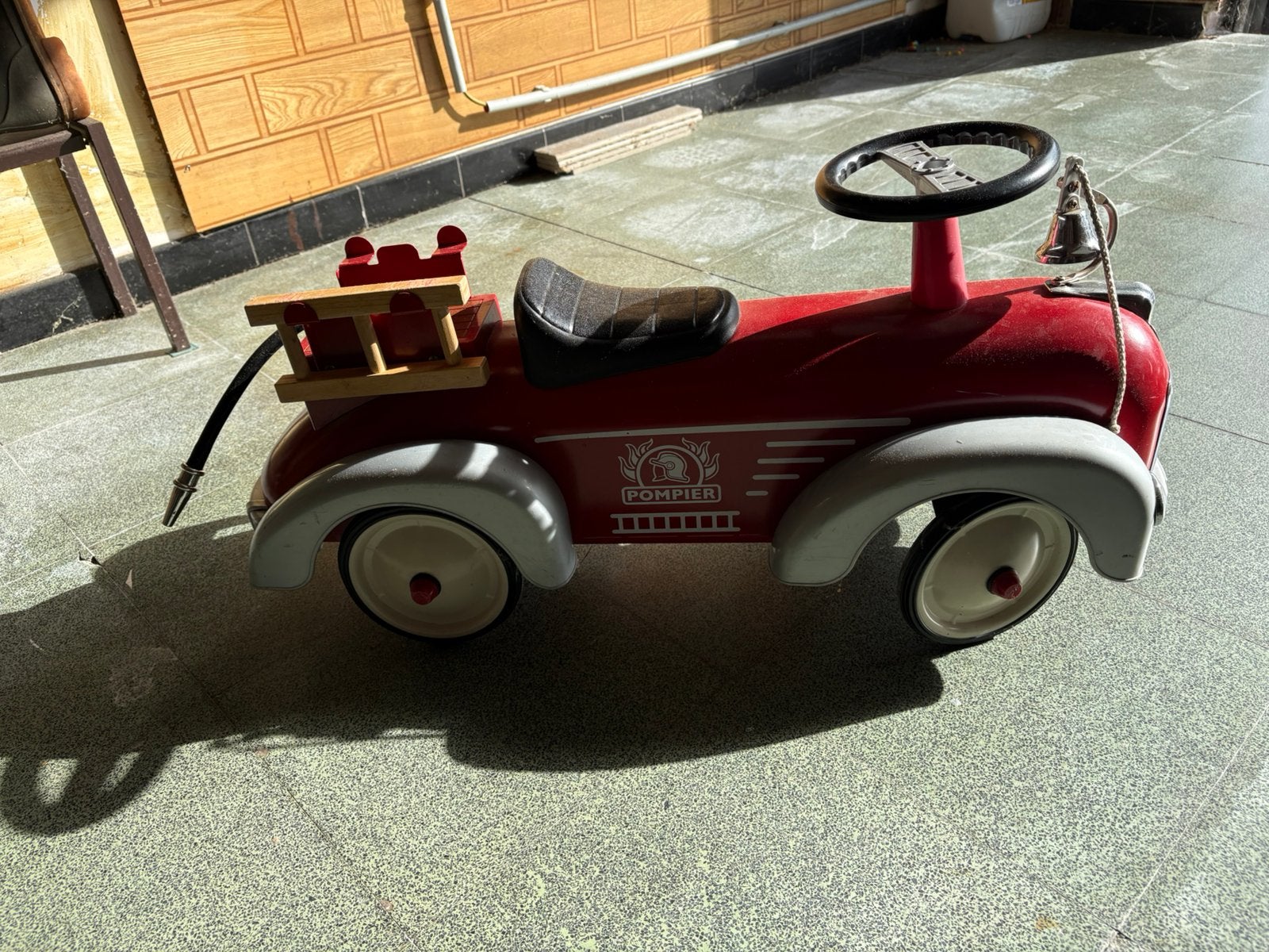 Baghera wagen, Ophalen