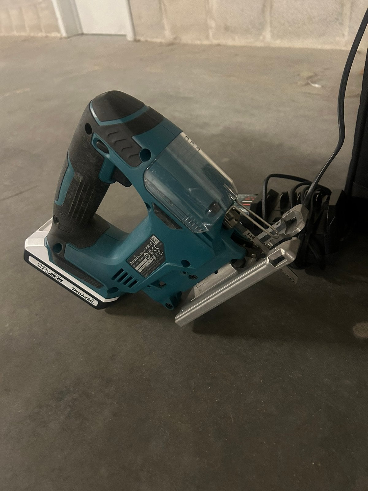 Machine Makita, Enlèvement, Comme neuf