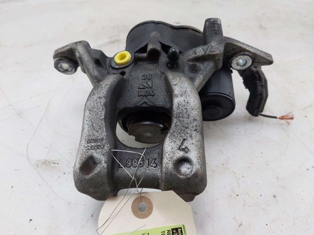 ETRIER DE FREIN ARRIÈRE GAUCHE Yaris Cross (PB1 / PJ1), Kundenbetreuung@toyota.de, Toyota, Utilisé, Toyota-Allee 2
50858  Köln, DE