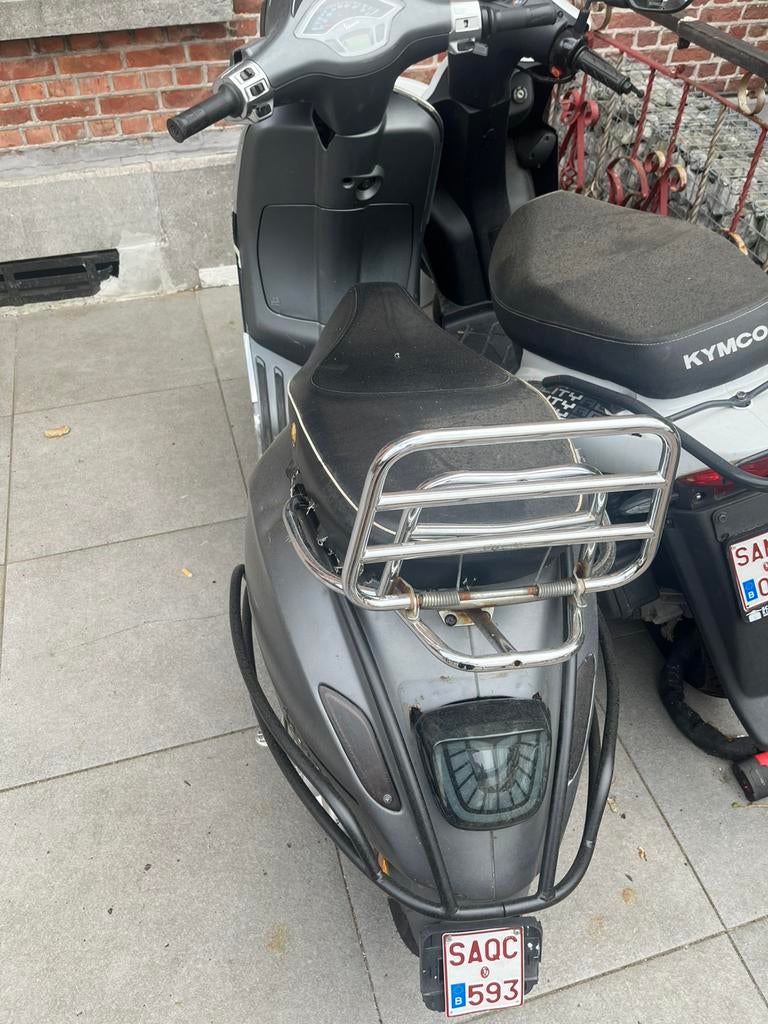 Vespa sprint A klasse, Ophalen, Zo goed als nieuw