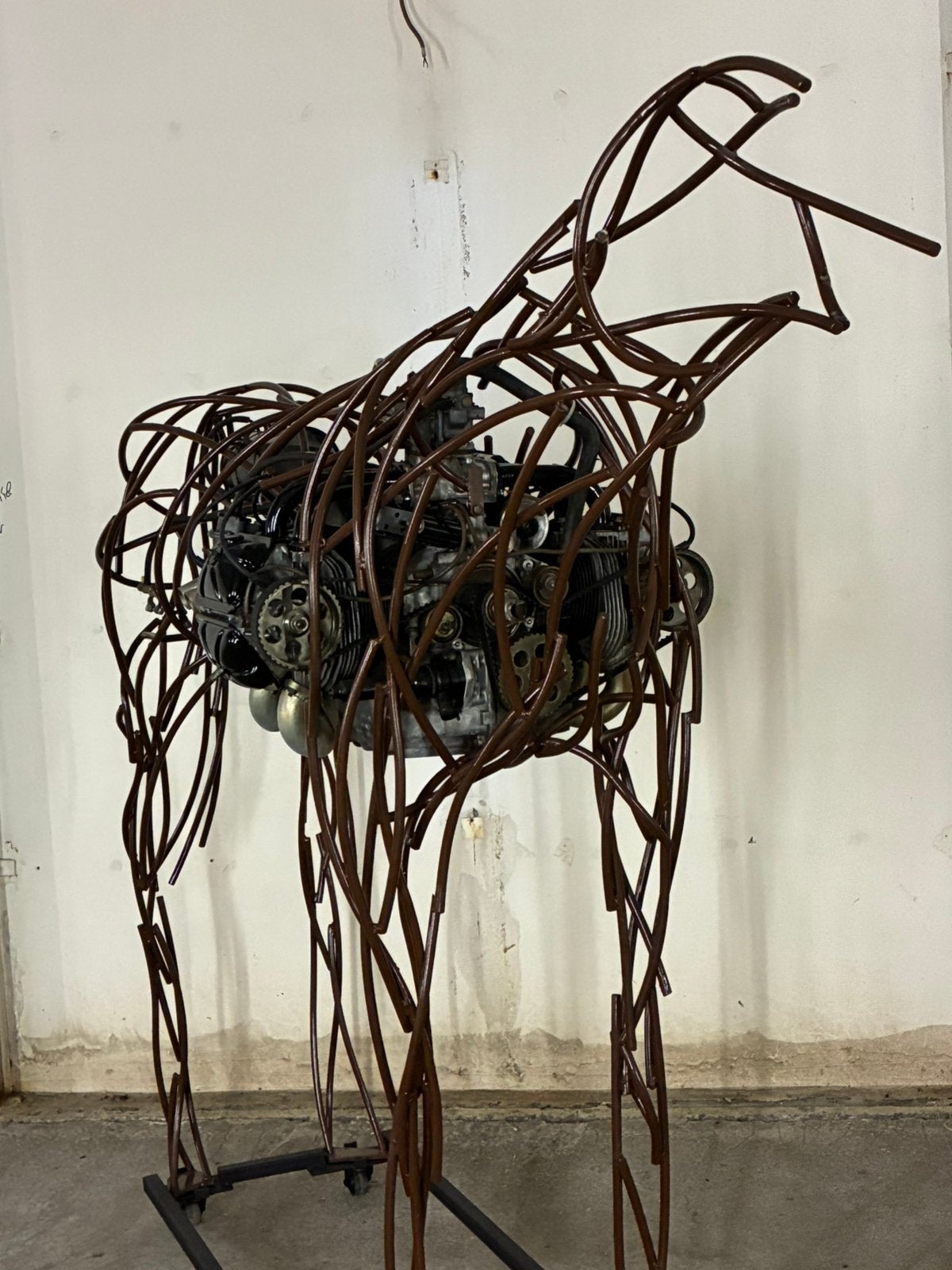 Cheval/art/Magnifique !, Enlèvement