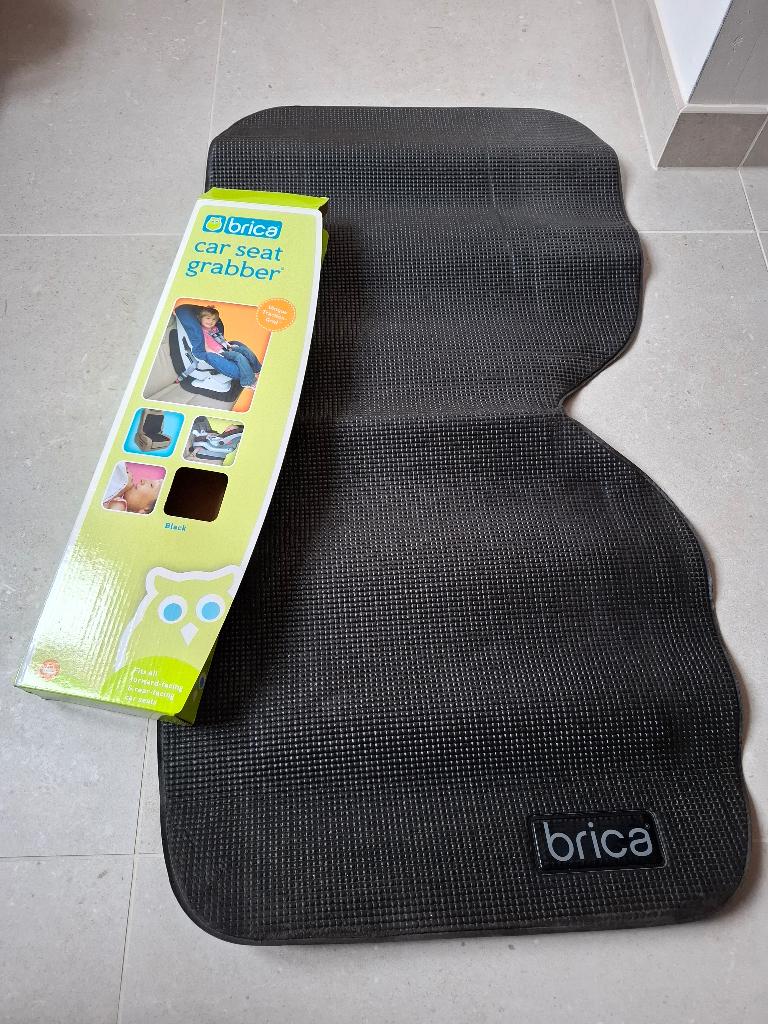 Autostoelbeschermer Brica, Kinderen en Baby's, Autostoeltjes, Zo goed als nieuw, Ophalen
