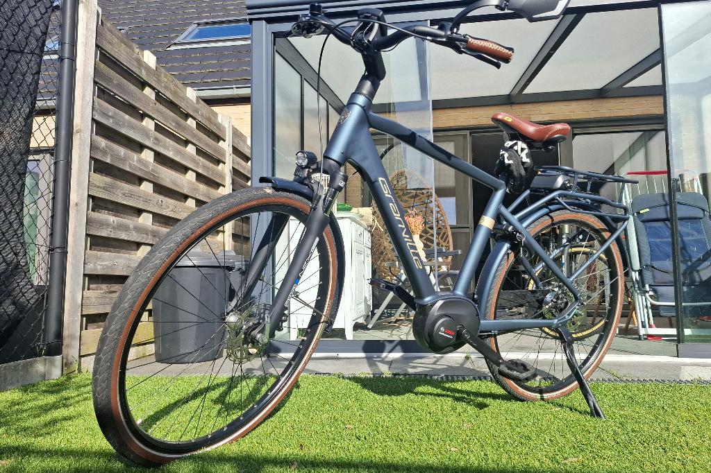 Blauwe elektrische herenfiets Granville, Fietsen en Brommers, Elektrische fietsen, 59 cm of meer, Ophalen, Zo goed als nieuw, 50 km per accu of meer