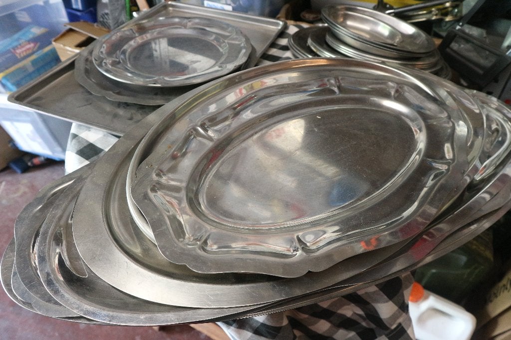 lot de 26 plats en inox pour HORECA, Enlèvement