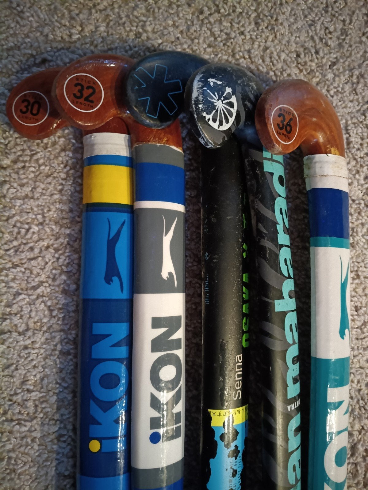 5 Hockey sticks outdoor maat 30 tot 36, Sports & Fitness, Hockey, Enlèvement, Utilisé, Stick