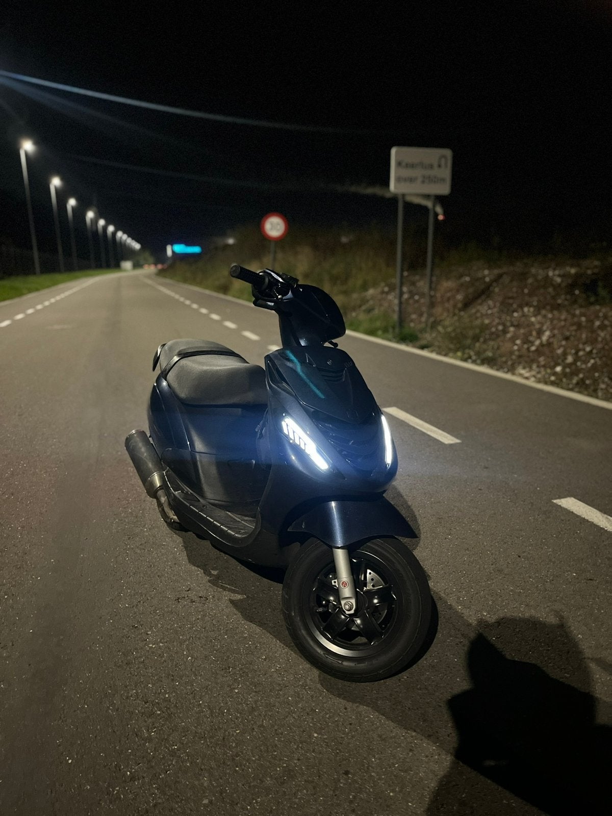 Zip iget b klasse, Enlèvement ou Envoi, Comme neuf, Zip