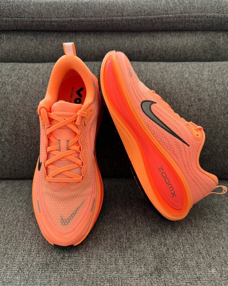 Nike Vomero Plus Orange 44, Enlèvement ou Envoi, Comme neuf