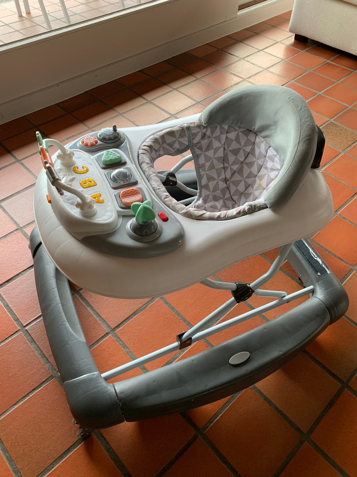Loopwagentje te koop, Kinderen en Baby's, Ophalen, Zo goed als nieuw, Verstelbaar