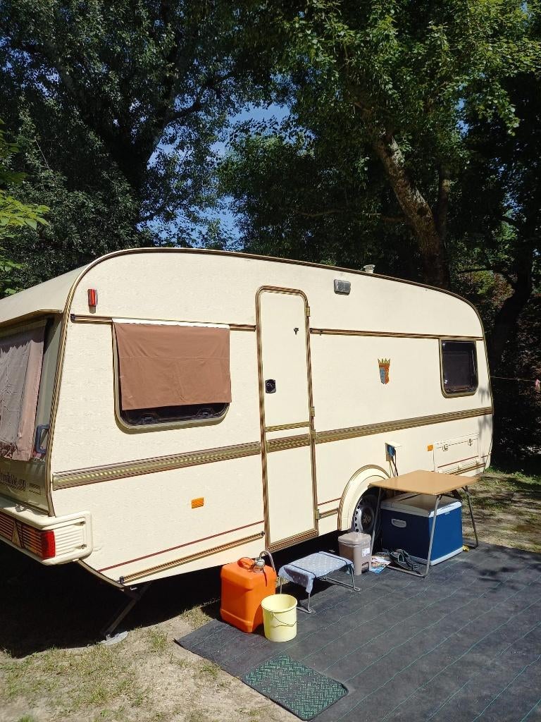 Caravane Tabbert Comtesse 490 à vendre, Caravanes & Camping, Caravanes, Particulier, jusqu'à 4, 750 - 1000 kg, Banquette en rond