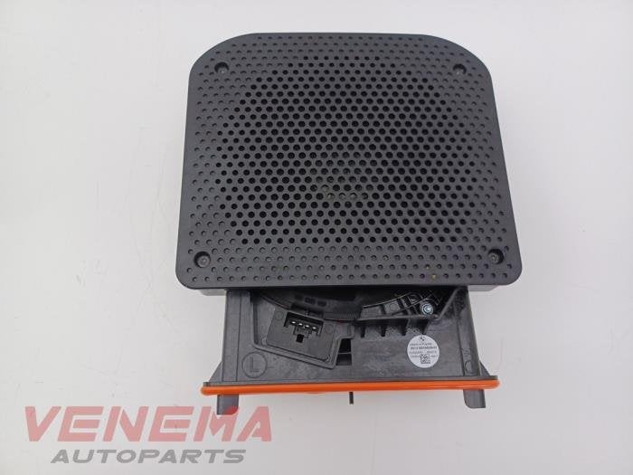 Subwoofer van een BMW 1-Serie, Gebruikt, -, -, Ophalen of Verzenden