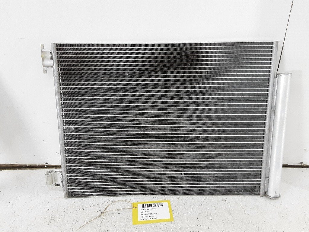 RADIATEUR AIRCO Renault Captur I (2R) (921006843RA), Gebruikt, Renault, Peter-Huppertz-Straße 5
51063  Köln, DE, Dialog.deutschland@renault.de