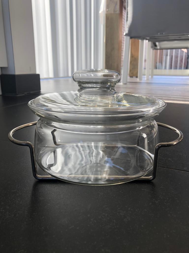 Glazen kom in staander, Huis en Inrichting, Keuken | Potten en Pannen, Ophalen of Verzenden, Zo goed als nieuw