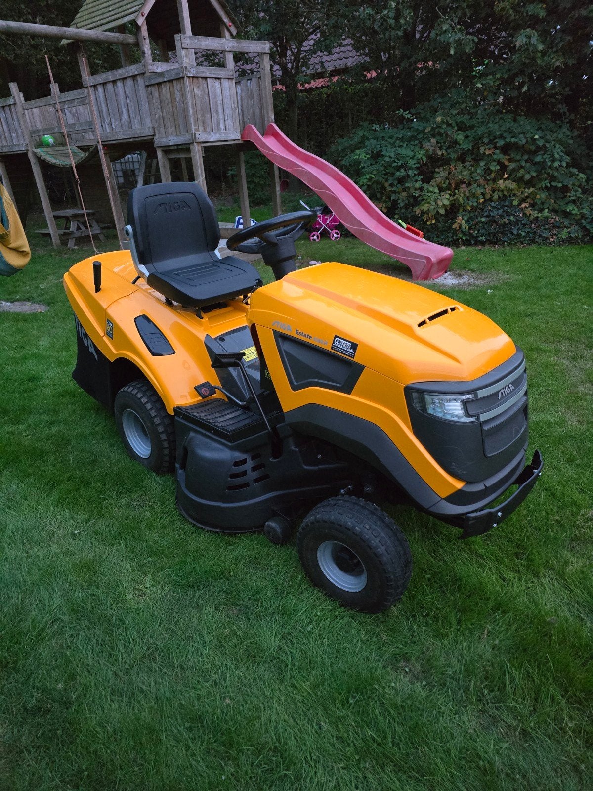 Zitmaaier Stiga, Tuin en Terras, Ophalen, Gebruikt, Stiga, Elektrische starter