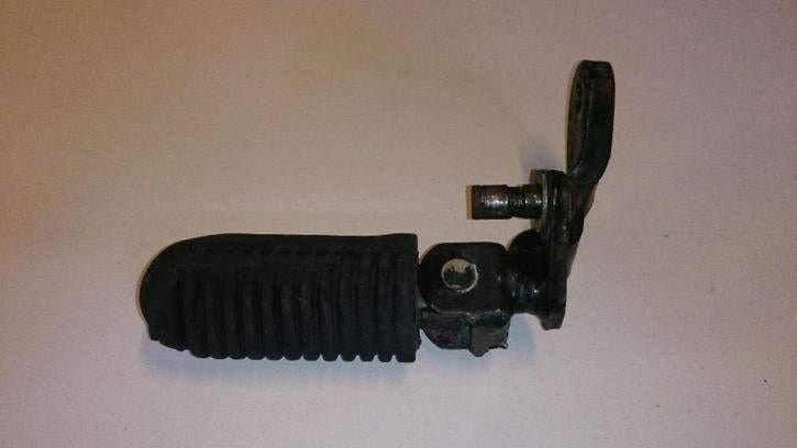 Yamaha XZ550 voetsteun links step footstep linker voetstep, Ophalen of Verzenden, Gebruikt