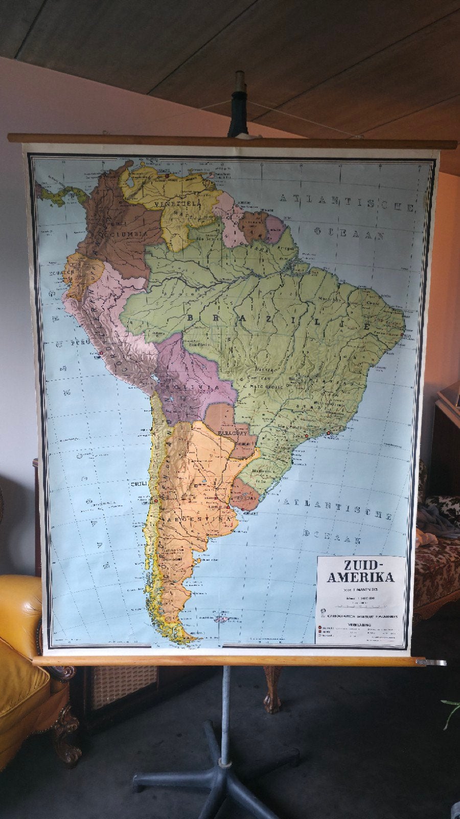 Vintage landkaart Zuid Amerika, Antiek en Kunst, Ophalen