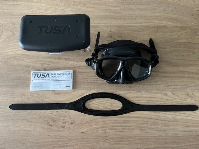 Duikbril merk Tusa, Watersport en Boten, Ophalen, Zo goed als nieuw, Duikbril of Snorkel