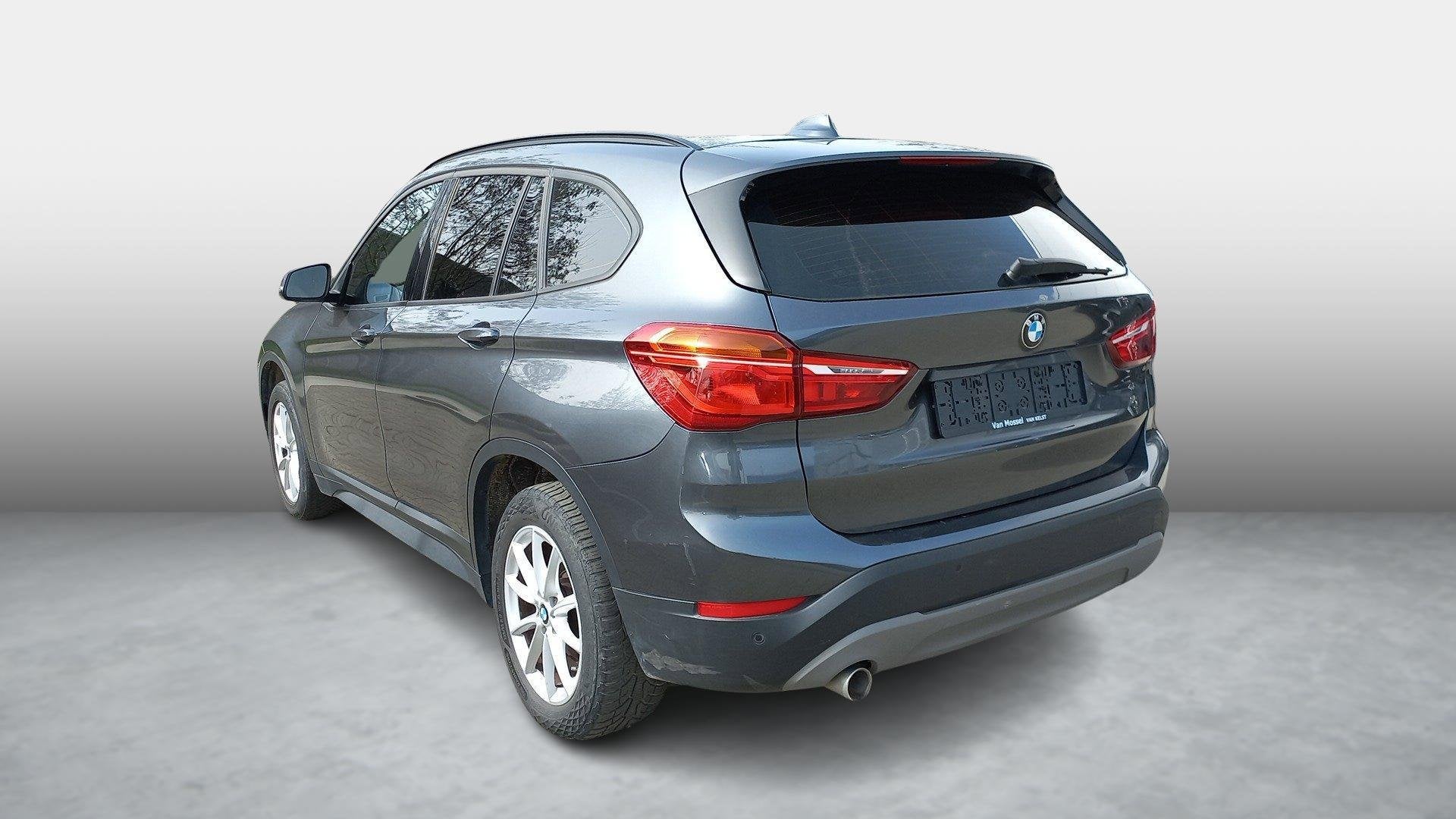 BMW X1 sDrive16dA (85 kW) (automatique), Autos, X1, Argent ou Gris, Achat, Euro 6