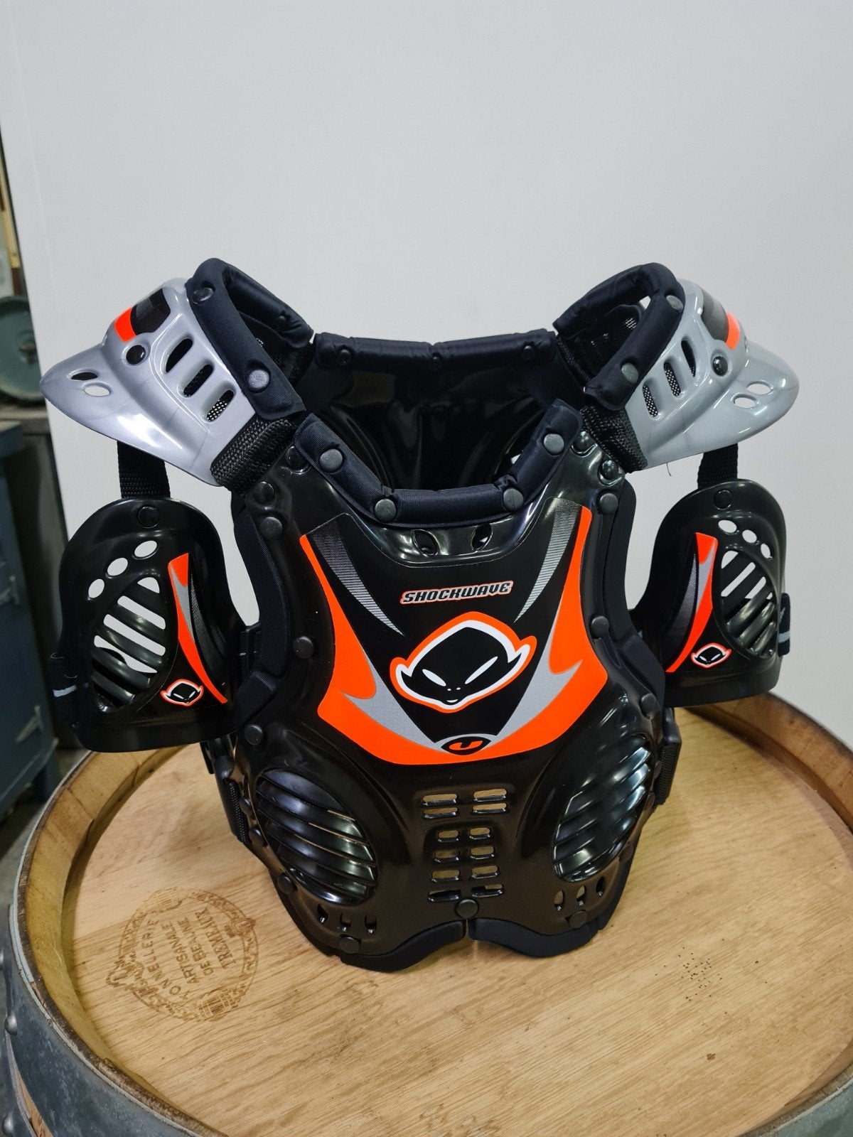 NIEUW UFO Plast Shockwave Kinder Bodyprotector ( 4-8jaar ), Motoren, Kinderen, Ophalen of Verzenden, Motorcrosskleding, Ufo