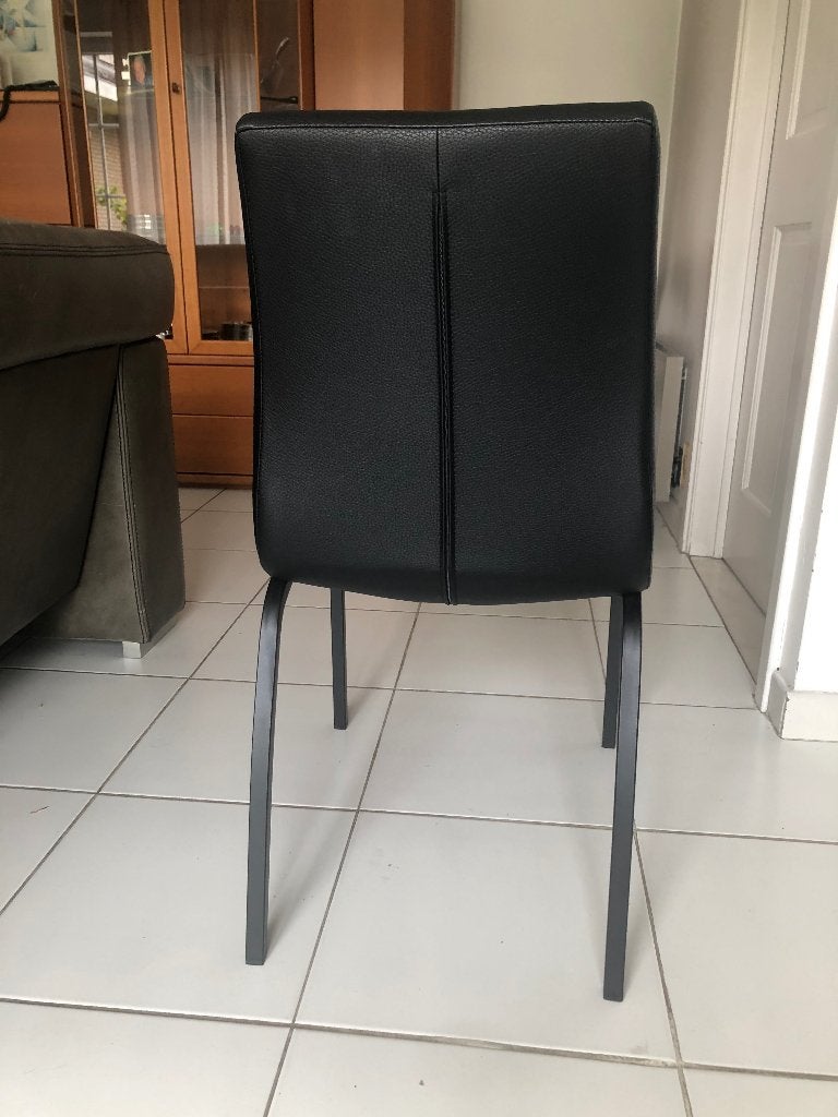 4 zwarte eetkamerstoelen, modern design (promo met tafel), Ophalen, Zwart, Overige materialen, Zo goed als nieuw