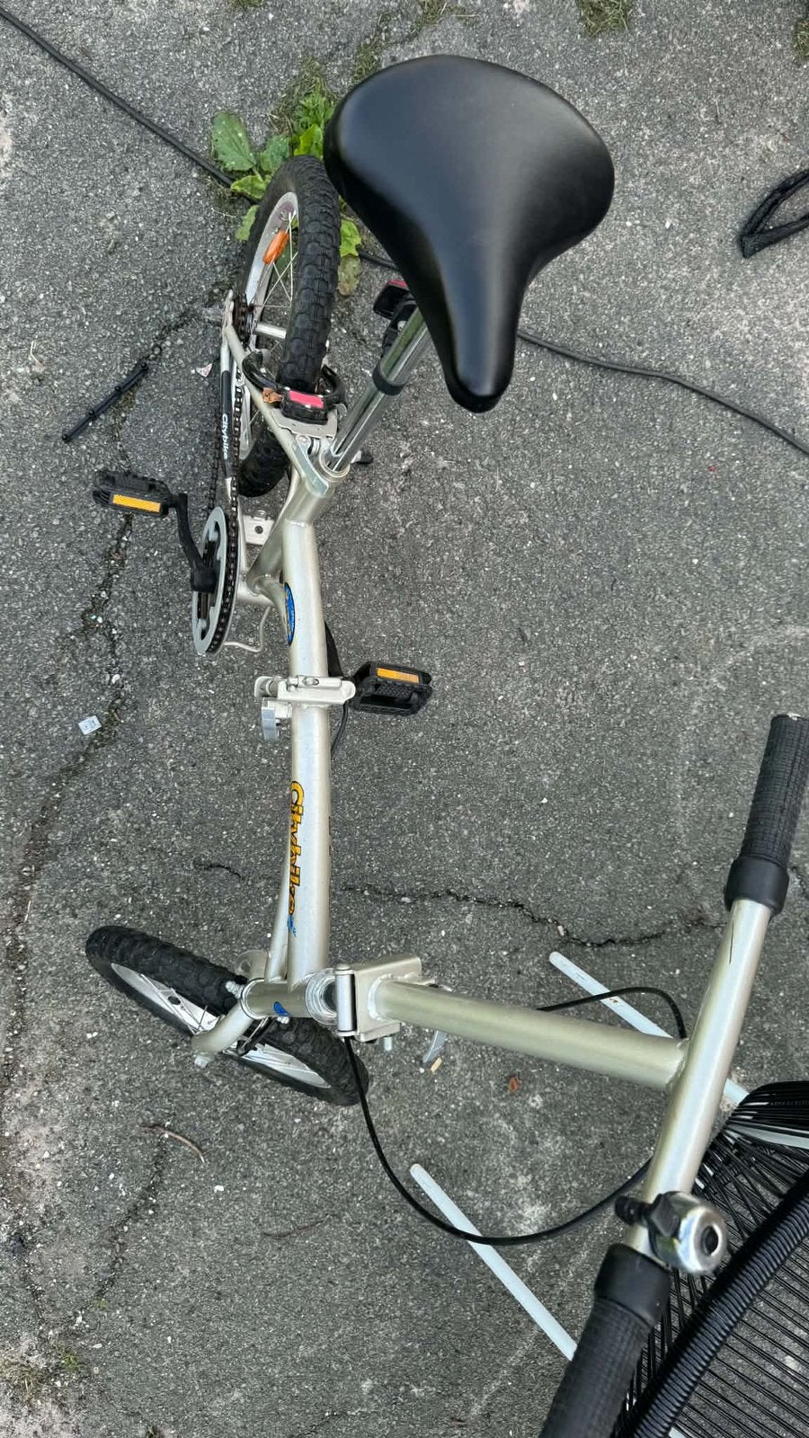 Vélo pliable, Enlèvement, Utilisé, Totalement pliable