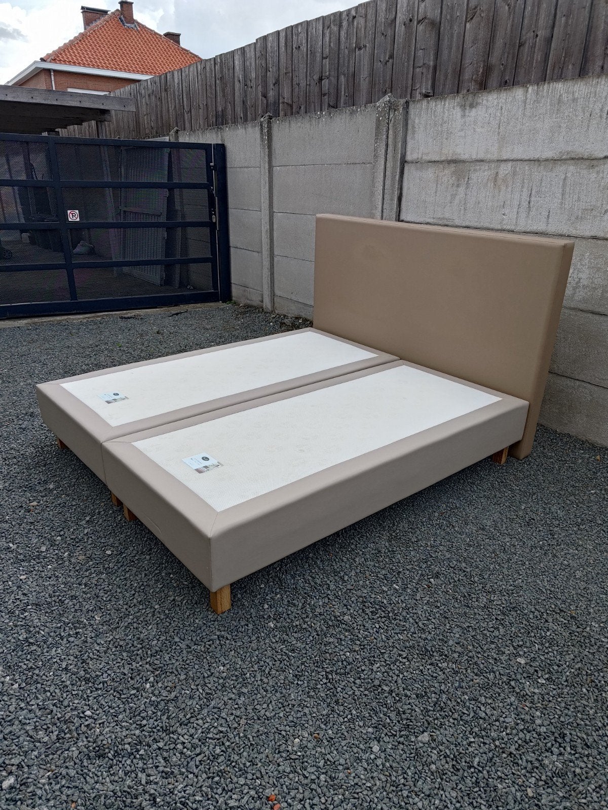 Boxspring Nox 180x200, Beige, Enlèvement, Utilisé, 180 cm